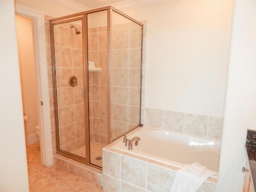 517 Holiday Isle image 8